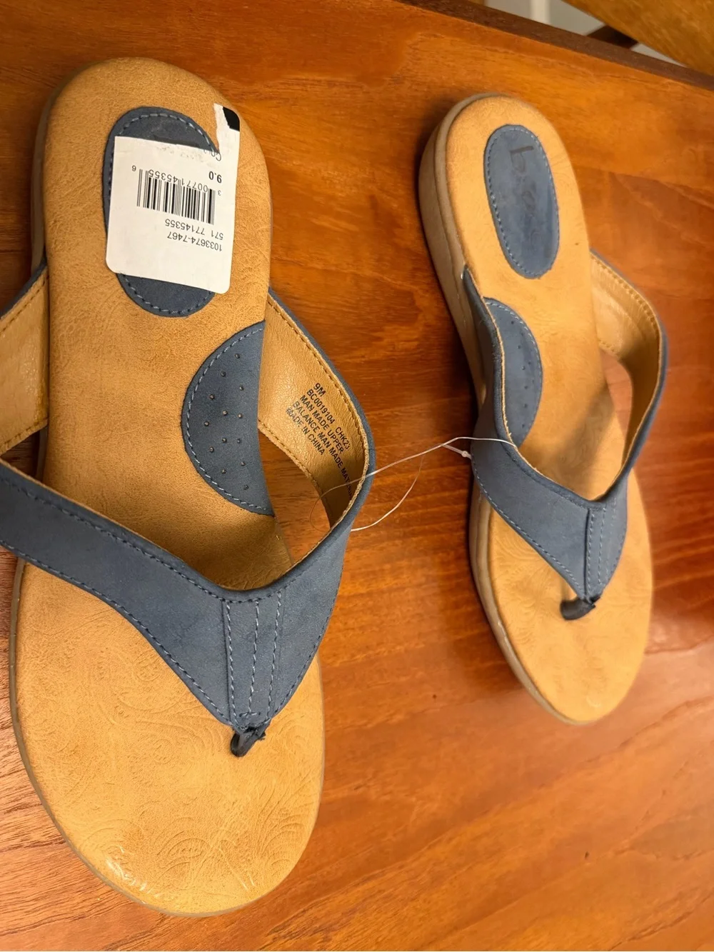 boc Blue Thong Sandals with Tan Footbed